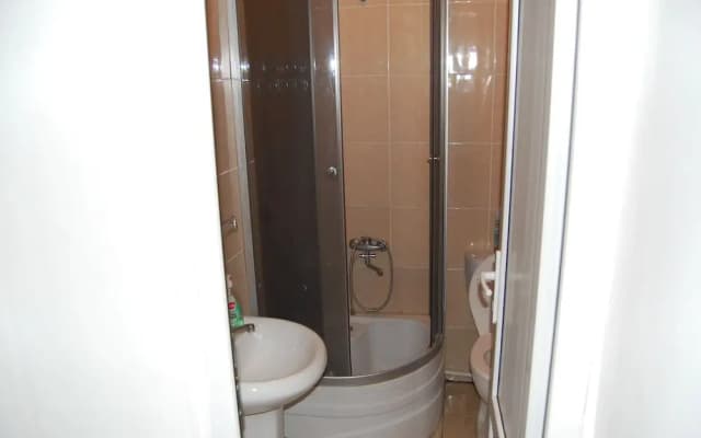 Chacha & Wine Hostel - photo 5