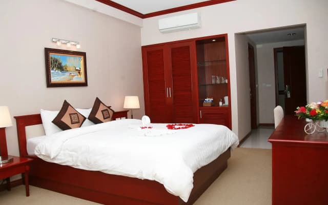 Hoa Nam Hotel - photo 4