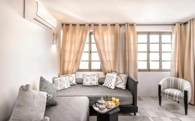 Riad Hissan - photo 5