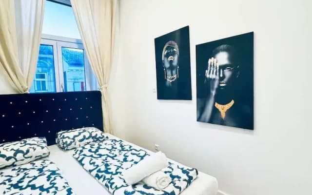 Spacious 3BR Near Kaufpark Alterlaa - photo 3