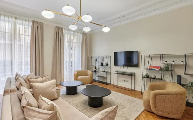 Sublime Apartment in the Center of Paris - photo 3