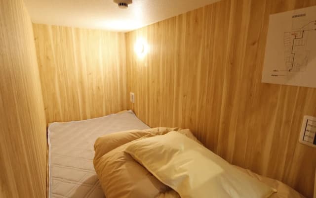 bnb+ Namba - Hostel - photo 2