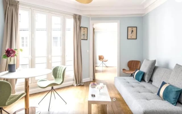 Apartment With one Bedroom in Paris, With Wifi - photo 3