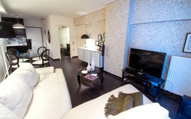 Acropolis suite by the museum - photo 3