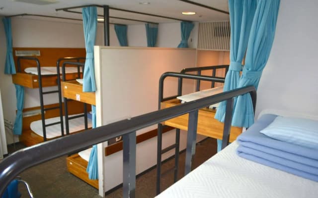 Tokyo Central Youth Hostel - photo 4