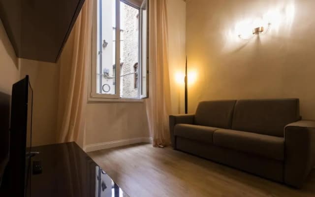 Duomo 2 Bedroom Apartment - photo 3