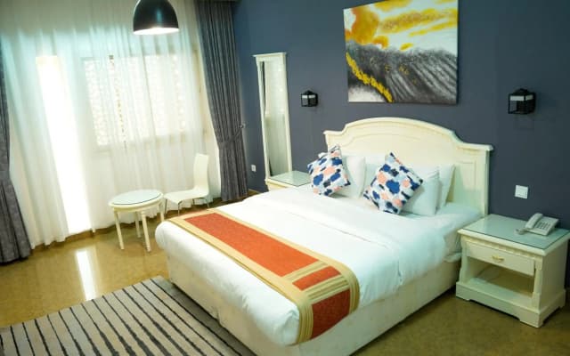 Safeer International Hotel - photo 3