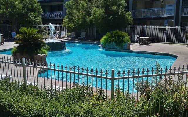 Manor Suites - photo 5