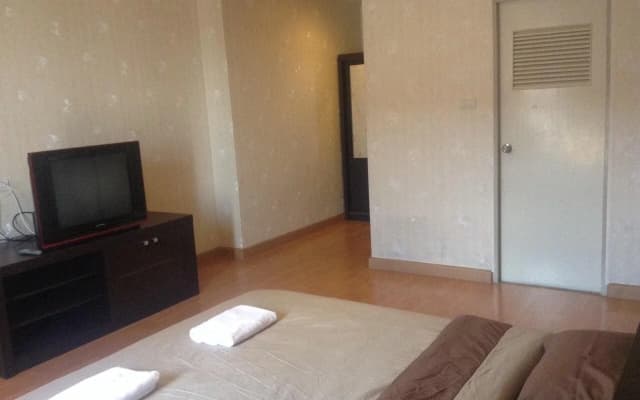 Central Hill Place Hotel - photo 2