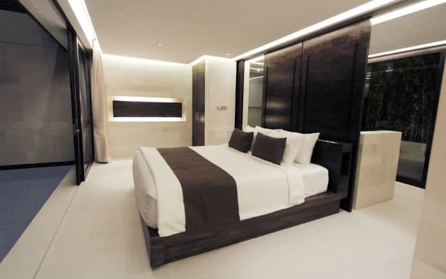 eqUILIBRIA SEMINYAK - photo 3