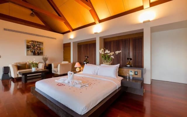 Surin Beach Luxury Villa - photo 3