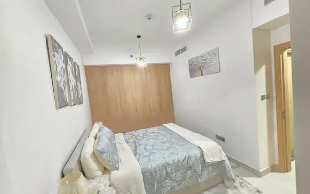 Luxury Boulevard 2Bhk - photo 2