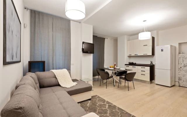 Broletto a - photo 3
