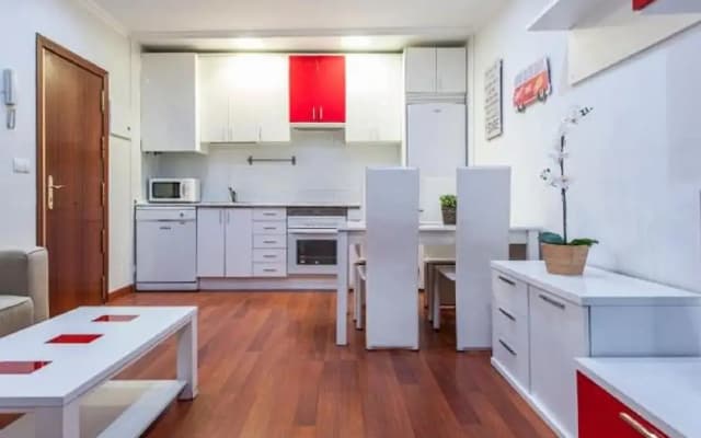 Apartamento Plaza Castilla - photo 2