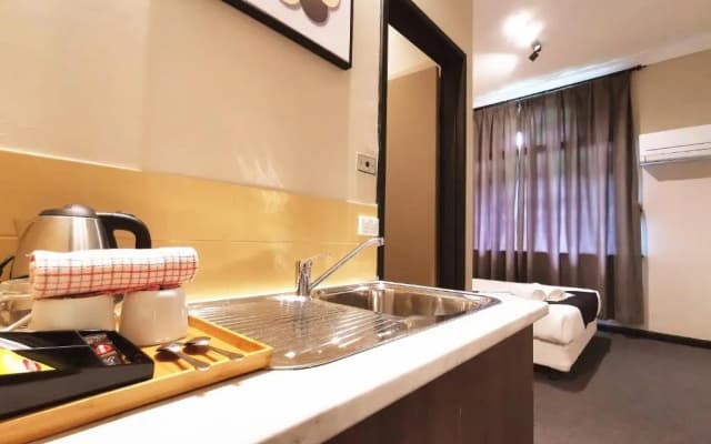 City Budget Hotel - photo 4