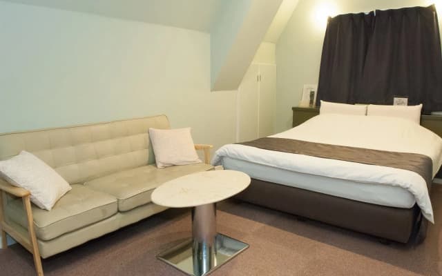 Hotel L - photo 2