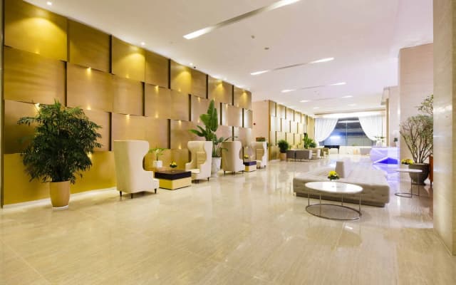 Diamond Bay Hotel - photo 2