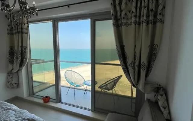 Beautiful Studio Apartment In Al Marjan Island - photo 4
