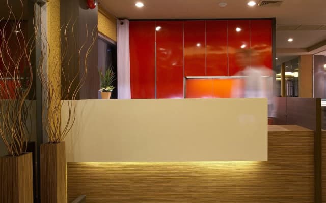 The Green Bells New Petchburi - photo 2