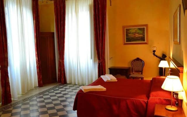 Stefania Rooms - photo 2