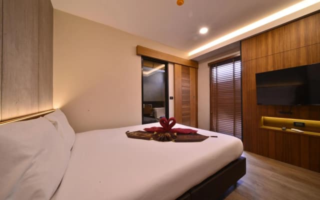 Sureena Hotel - photo 4
