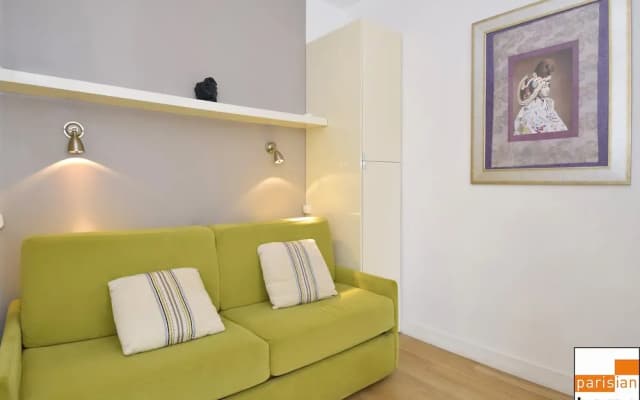 S02441 - Sophisticated and Cozy Studio for 2, Montorgueil Area - photo 2