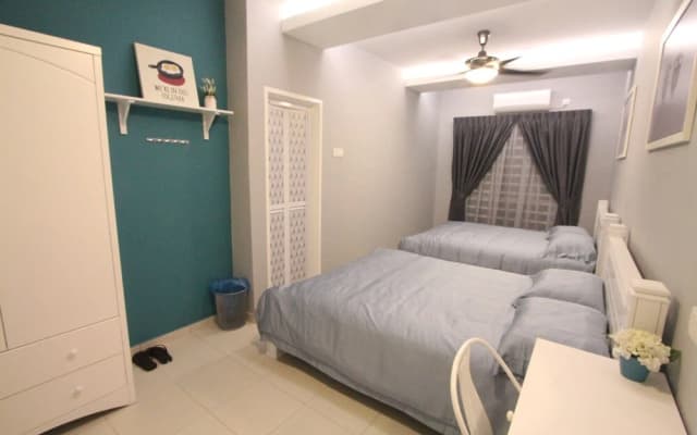Ian's Genesis Townhouse - photo 5