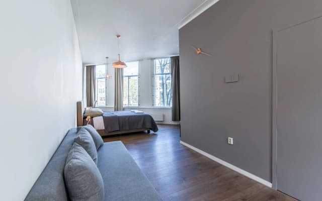 Amazing Centrally Located B&B - photo 2