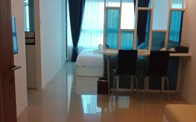 The Royal Place Condominium - Unit 96/208 & 224 - photo 5