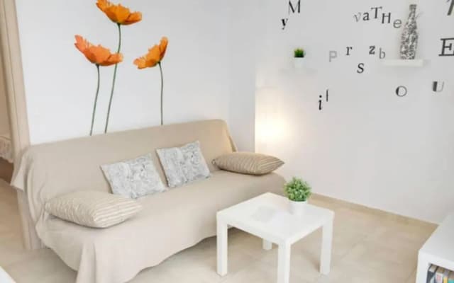 Thelma's Apartment - photo 3
