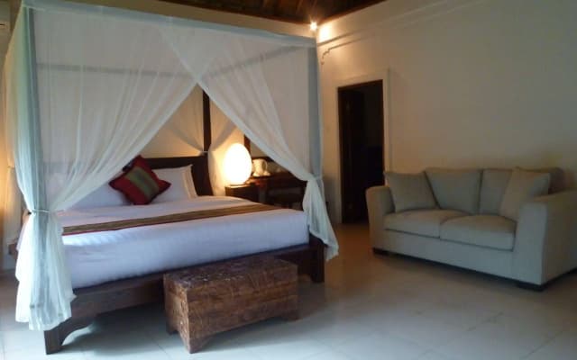 Bali Hidden Paradise Seminyak Villa - photo 4