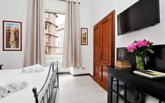 Cavour Square Apartment - photo 2