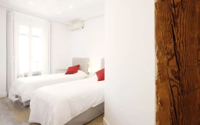 Dobo Rooms Puerta Del Sol I - photo 2