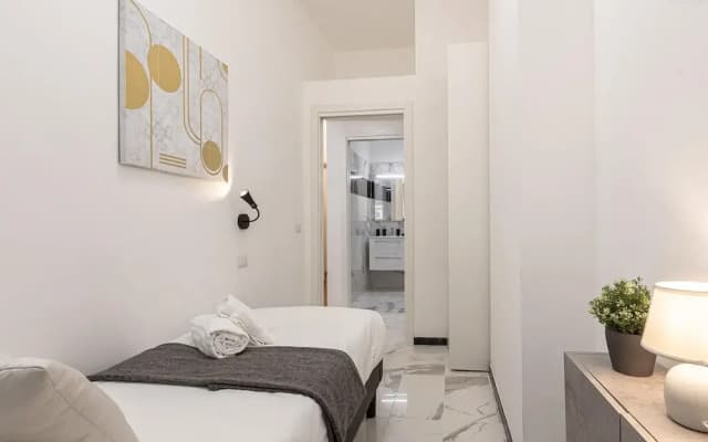 Rental in Rome Germanico Apartment - photo 2