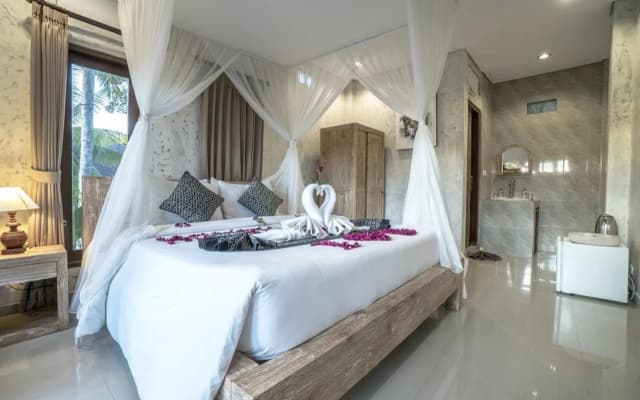 Adi Bisma Inn - photo 3
