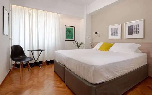 Parthenon Apartment - photo 3