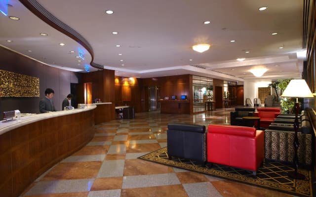 Metropark Hotel Kowloon - photo 2