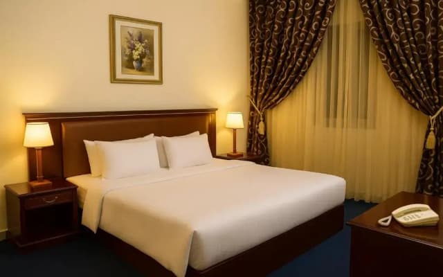 Dream Palace Hotel - photo 3