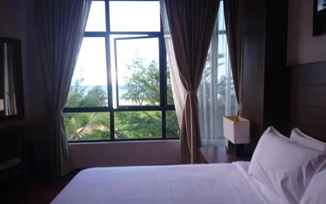 Samsuria Private Beach Front Resort - photo 2