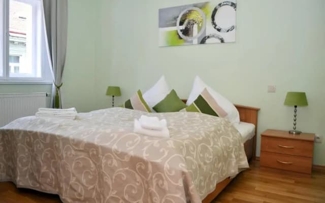 Riverside Ruterra Apartment - photo 3