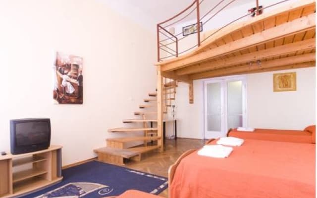 A.C. Holiday Apartments - photo 2