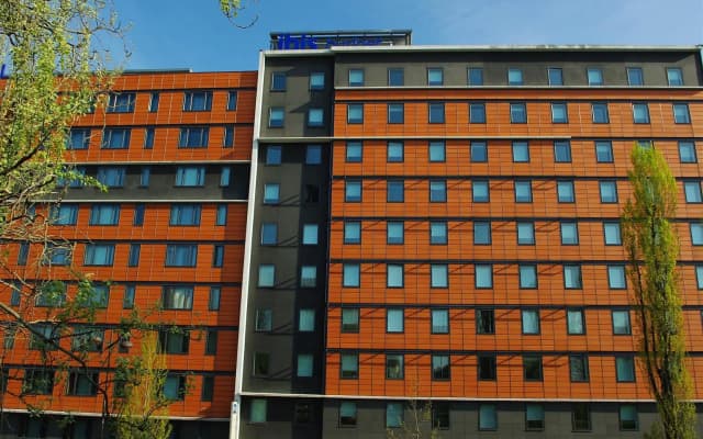 ibis Budget Paris porte de la Chapelle - Aréna - photo 2