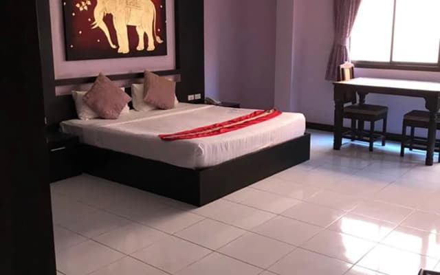 Zip Lounge & Apartments - photo 5