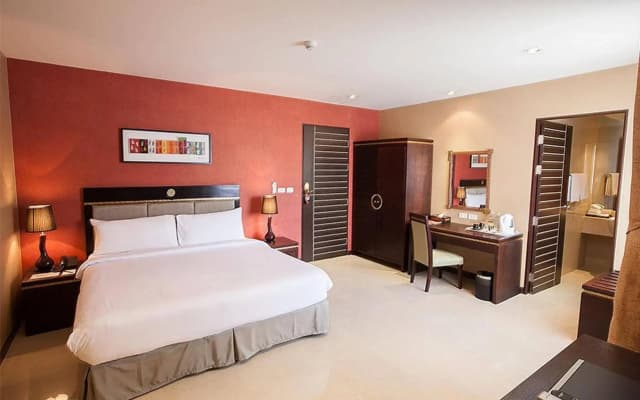 Club Mahindra Mac Boutique Hotel - photo 4