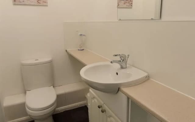 Annandale Apartment - photo 3