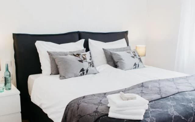 Home Sweet Apartments - photo 4