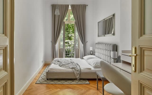 Deluxe Apartment in Lesser Town by Prague Days - photo 5