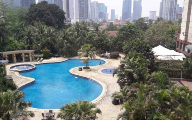 3BR with City View at Sudirman Condominium Apartment by Travelio - photo 5