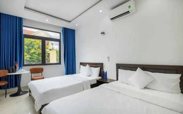 Saluton Hotel - photo 2
