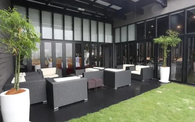e.City Hotel@OneCity - photo 2
